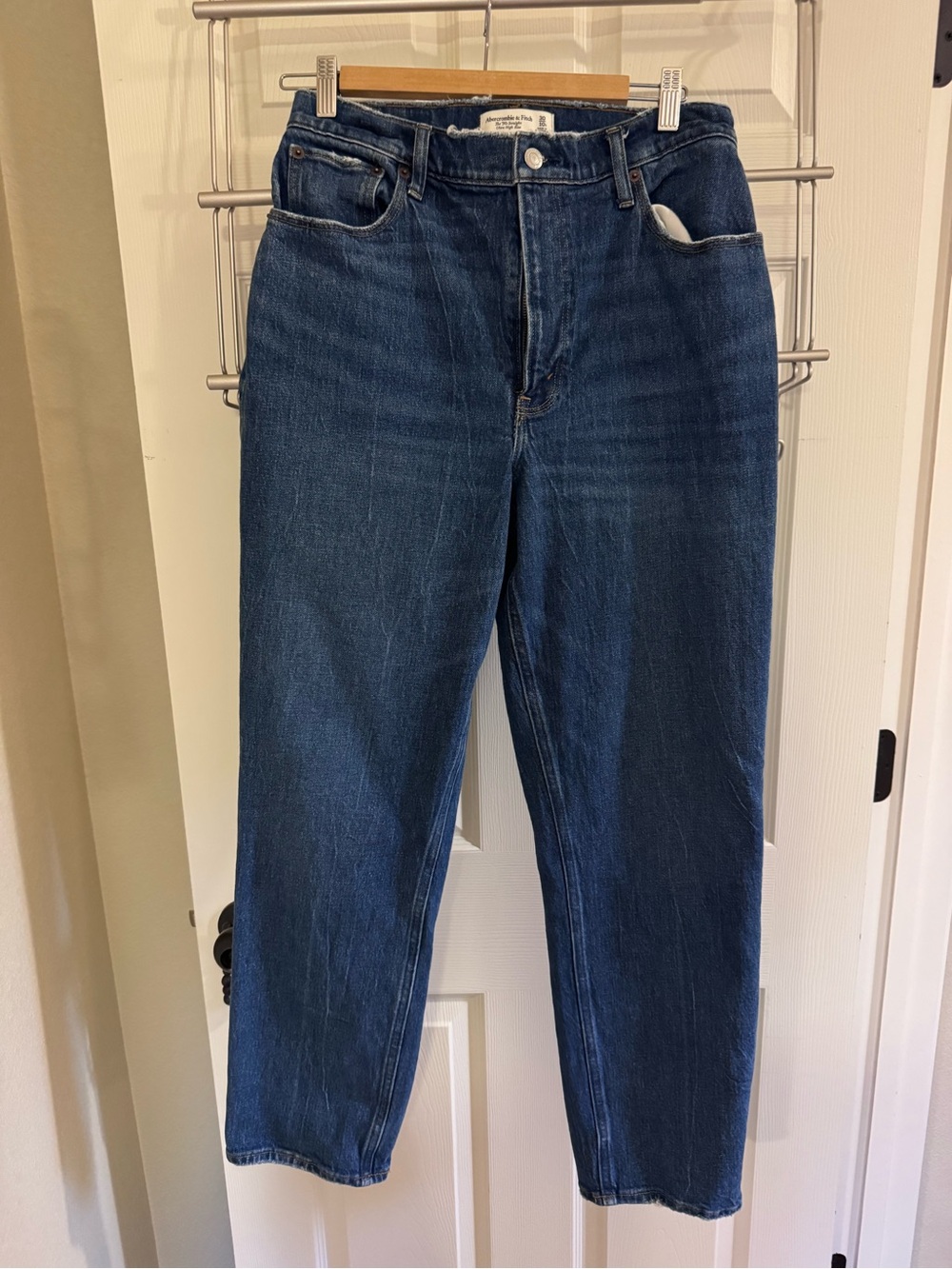 Abercrombie & Fitch Indigo Curve Love The 90s Straight Ultra High  Rise Jeans